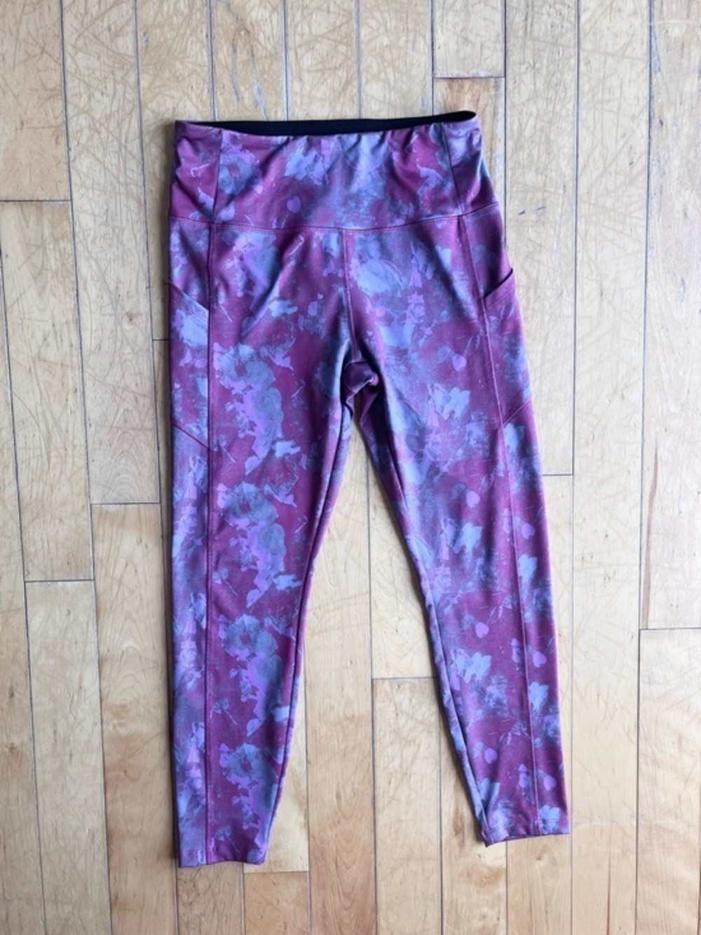 VOGO Athletica High‑Waist Watercolor‑Print Performance Leggings Size Medium